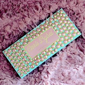 *NEW* Anastasia Beverly Hills Carli Bybel Palette